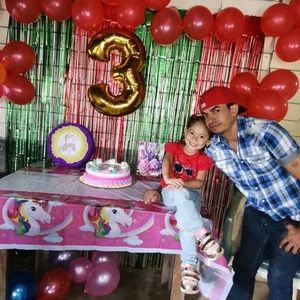 Meet your Posher, Luis noel